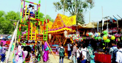 জমজমাট আয়োজনে গাজীপুরে কেরামত পাগলার ওরস মেলা