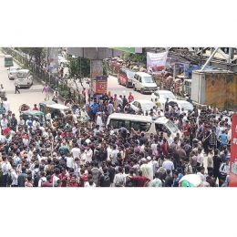 শিক্ষামন্ত্রীর পদত্যাগসহ তিন দাবিতে রাজধানীতে শিক্ষার্থীদের বিক্ষোভ